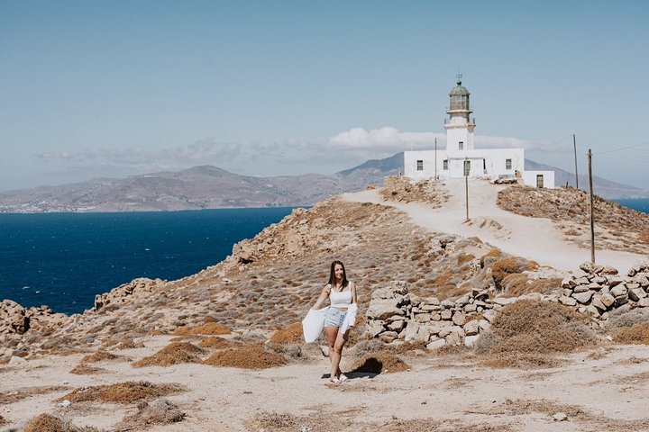 Private 4-hour Mykonos island tour by car, visiting beaches, lighthouse, and traditional villages, photo 21 | wizardtrip