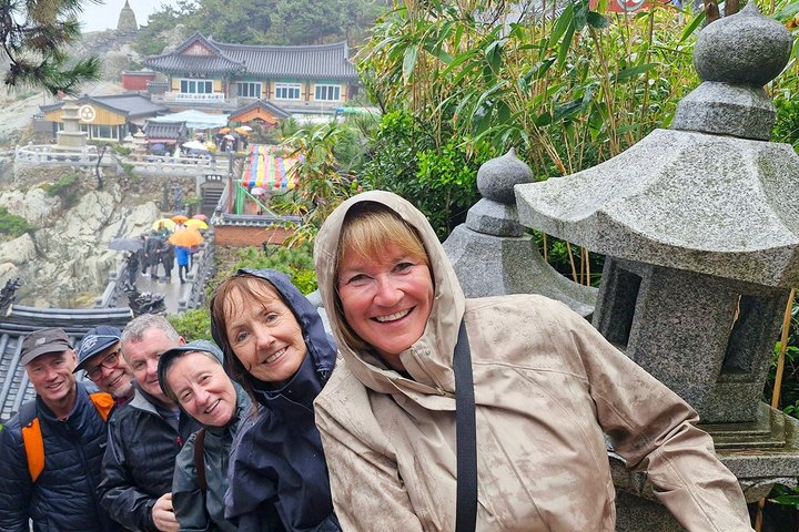 Lo más destacado del tour por la ciudad de Busan, incluyendo templos, vistas costeras y pueblos culturales, foto 7 | wizardtrip