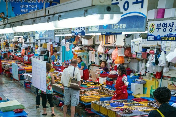 Lo más destacado del tour por la ciudad de Busan, incluyendo templos, vistas costeras y pueblos culturales, foto 27 | wizardtrip