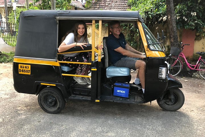 Utforsk Kochis livlige kultur og historie på en privat tuk-tuk-tur, besøk landemerker og lokalt liv, foto 6 | wizardtrip