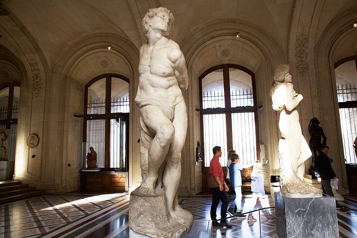 Guidad tur på Louvren i Paris, med fokus på mästerverk som Mona Lisa och Venus från Milo, foto 17 | wizardtrip