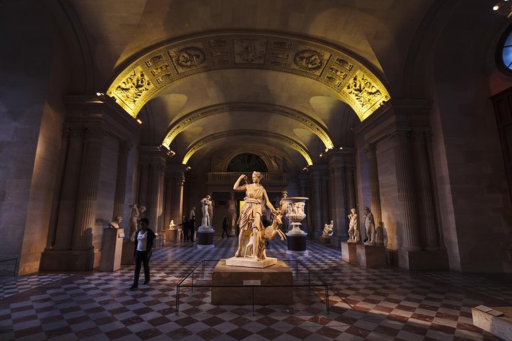Guidad tur på Louvren i Paris, med fokus på mästerverk som Mona Lisa och Venus från Milo, foto 26 | wizardtrip