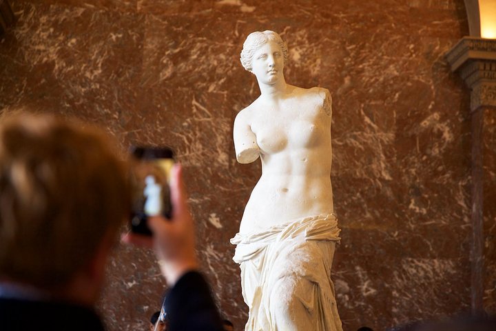 Tour guiado pelo Museu do Louvre em Paris, focado em obras famosas como a Mona Lisa, foto 10 | wizardtrip