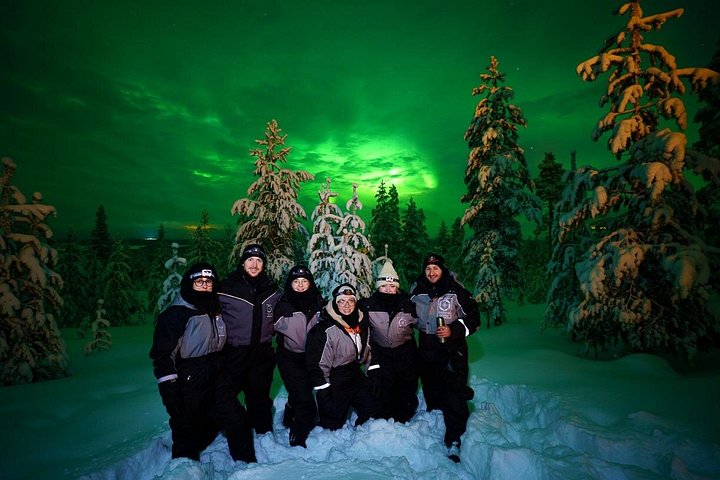 Tour fotografico di gruppo ridotto dell'aurora boreale a Rovaniemi, Finlandia, con guide esperte, foto 32 | wizardtrip