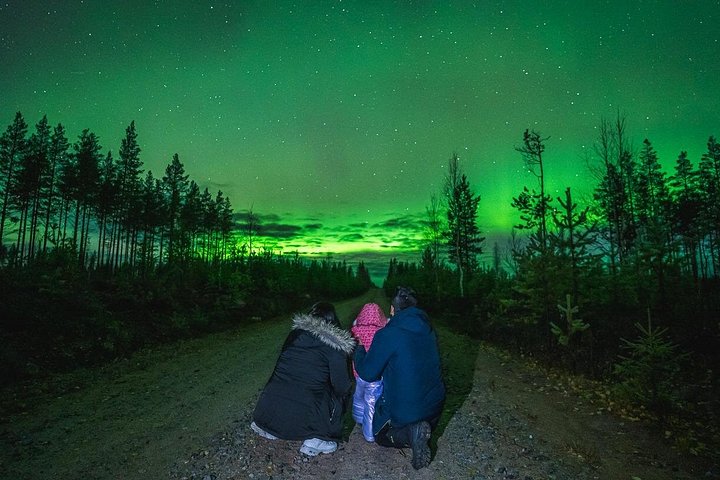 Tour fotografico di gruppo ridotto dell'aurora boreale a Rovaniemi, Finlandia, con guide esperte, foto 44 | wizardtrip