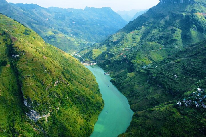 Oplev den betagende Ha Giang Loop motorcykeltur i Vietnam med fantastiske bjergpas og etniske landsbyer, foto 16 | wizardtrip