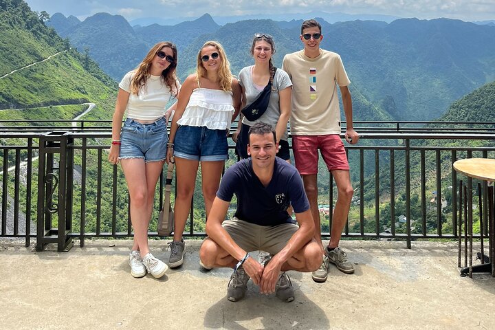 Oplev den betagende Ha Giang Loop motorcykeltur i Vietnam med fantastiske bjergpas og etniske landsbyer, foto 21 | wizardtrip