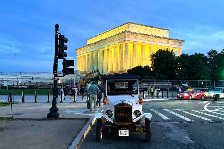 Tour dei monumenti e dei luoghi d'interesse di Washington DC in un'auto d'epoca Modello T, di giorno o di notte, foto 22 | wizardtrip