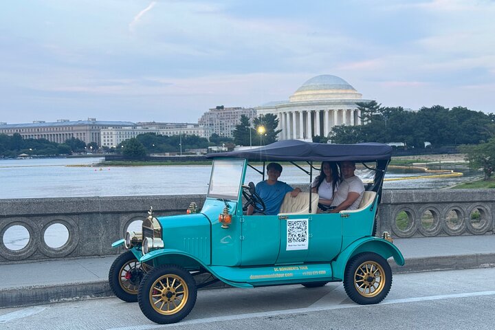 Tour dei monumenti e dei luoghi d'interesse di Washington DC in un'auto d'epoca Modello T, di giorno o di notte, foto 27 | wizardtrip