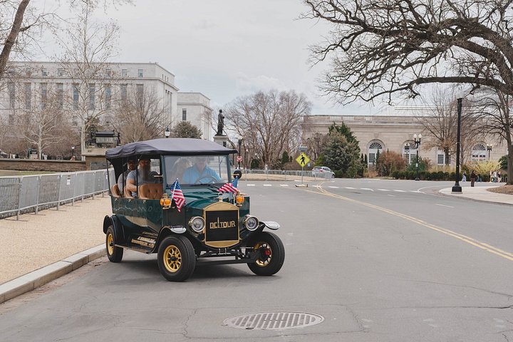 Tour dei monumenti e dei luoghi d'interesse di Washington DC in un'auto d'epoca Modello T, di giorno o di notte, foto 29 | wizardtrip