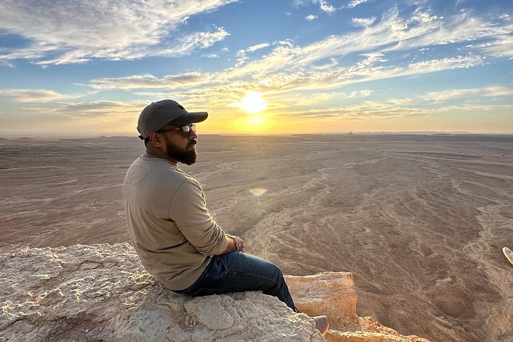 Explorez les superbes paysages naturels et les grottes uniques de Riyad lors d'une visite d'aventure, photo 12 | wizardtrip