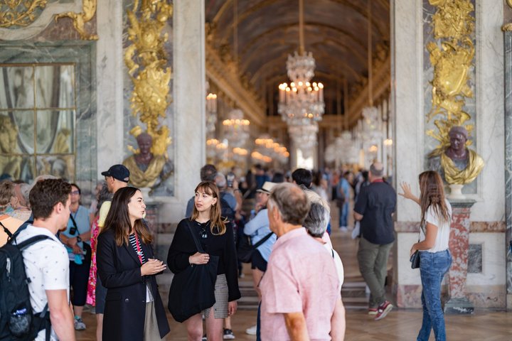 Guided tour of the Palace of Versailles and its magnificent gardens, a UNESCO World Heritage site near Paris, photo 10 | wizardtrip