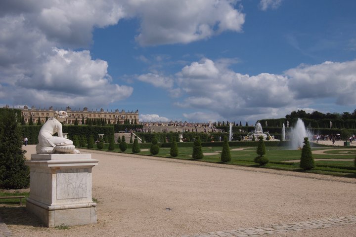 Guided tour of the Palace of Versailles and its magnificent gardens, a UNESCO World Heritage site near Paris, photo 11 | wizardtrip