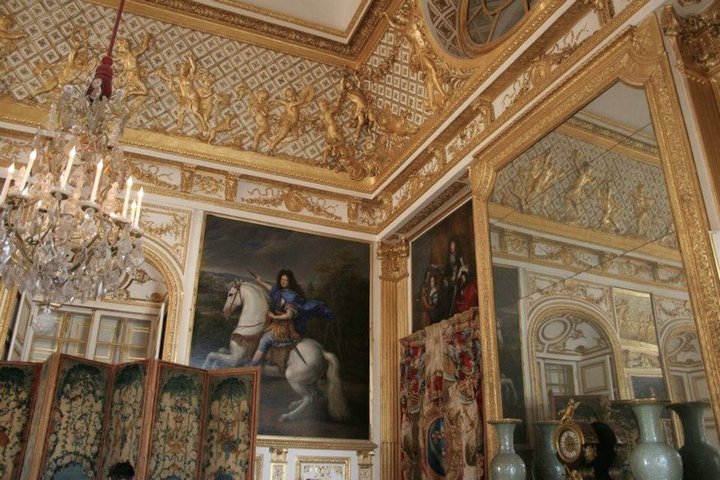 Guided tour of the Palace of Versailles and its magnificent gardens, a UNESCO World Heritage site near Paris, photo 14 | wizardtrip