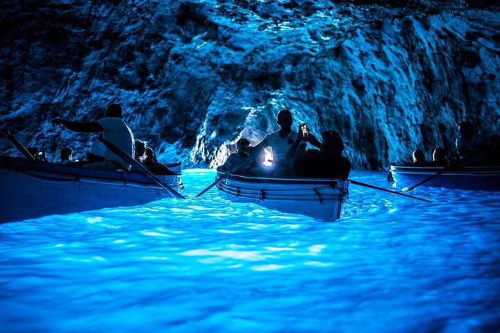 Desde Sorrento: Excursión a Capri y Gruta Azul Opcional | wizardtrip