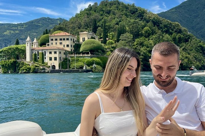 Tour privato in barca sul Lago di Como, Italia, con ville, borghi e acque panoramiche, foto 6 | wizardtrip