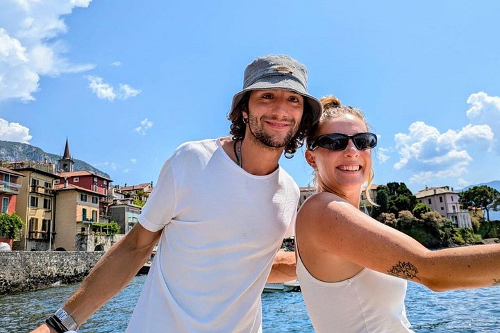 Tour privato in barca sul Lago di Como, Italia, con ville, borghi e acque panoramiche, foto 22 | wizardtrip