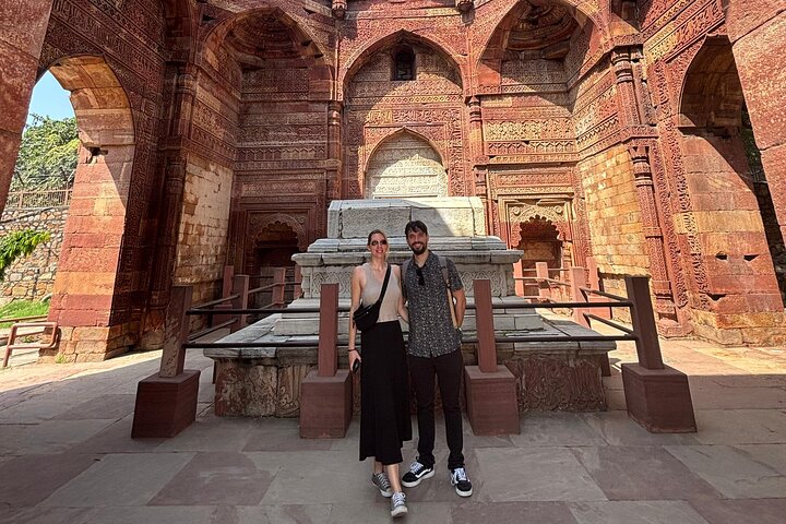 Privat heldagstur i Gamle og Nye Delhi, inkludert rickshaw-tur og besøk til historiske monumenter, foto 40 | wizardtrip