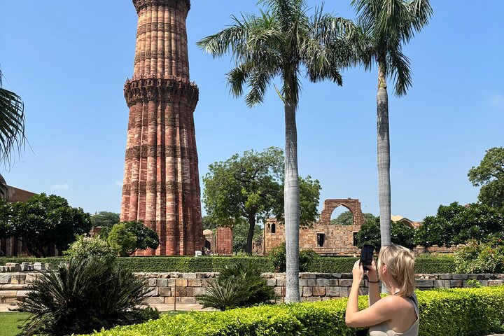 Privat heldagstur i Gamle og Nye Delhi, inkludert rickshaw-tur og besøk til historiske monumenter, foto 43 | wizardtrip