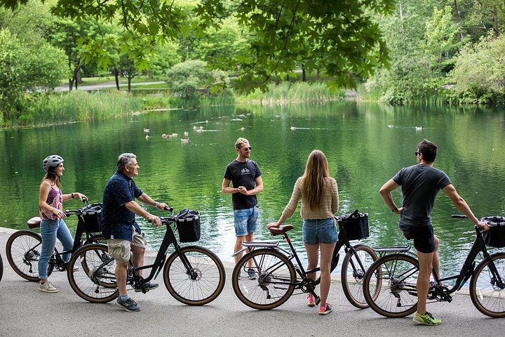 Tour guidato in bicicletta nel Vecchio Montreal, nel Vecchio Porto e nel centro di Montreal, foto 9 | wizardtrip
