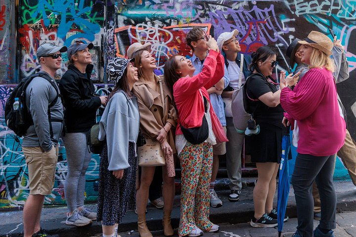 Explore Melbourne's vibrant laneways, historic architecture, and cultural landmarks on a guided walking tour, photo 9 | wizardtrip