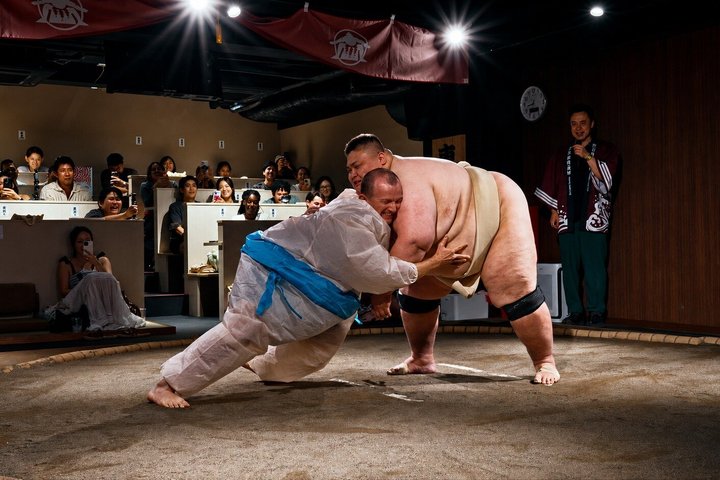 Vivi un tradizionale spettacolo di sumo a Shibuya, Tokyo, con incontri dal vivo e approfondimenti culturali, foto 8 | wizardtrip