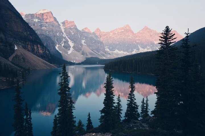Skyttelbuss til ikoniske destinasjoner i de kanadiske Rocky Mountains som Lake Louise og Moraine Lake, foto 8 | wizardtrip