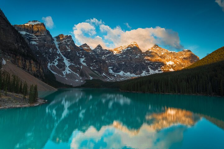 Skyttelbuss til ikoniske destinasjoner i de kanadiske Rocky Mountains som Lake Louise og Moraine Lake, foto 10 | wizardtrip