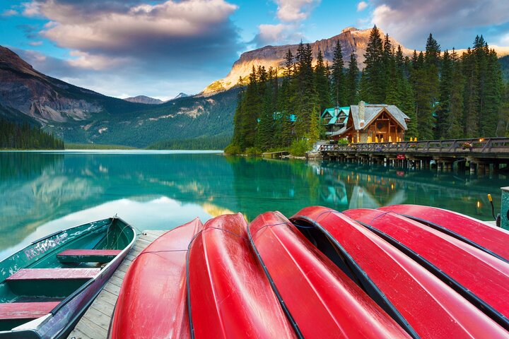 Skyttelbuss til ikoniske destinasjoner i de kanadiske Rocky Mountains som Lake Louise og Moraine Lake, foto 11 | wizardtrip