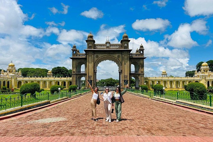 Heldagstur som utforskar Mysores palats, tempel, marknader och Srirangapatnas historiska platser från Bangalore, foto 26 | wizardtrip