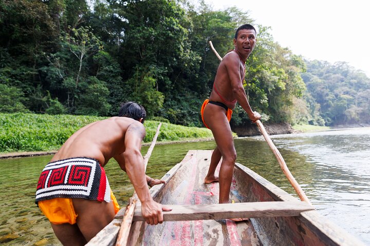 Panama City Besuch eines indigenen Dorfes der Embera und Wasserfall mit Mittagessen | wizardtrip