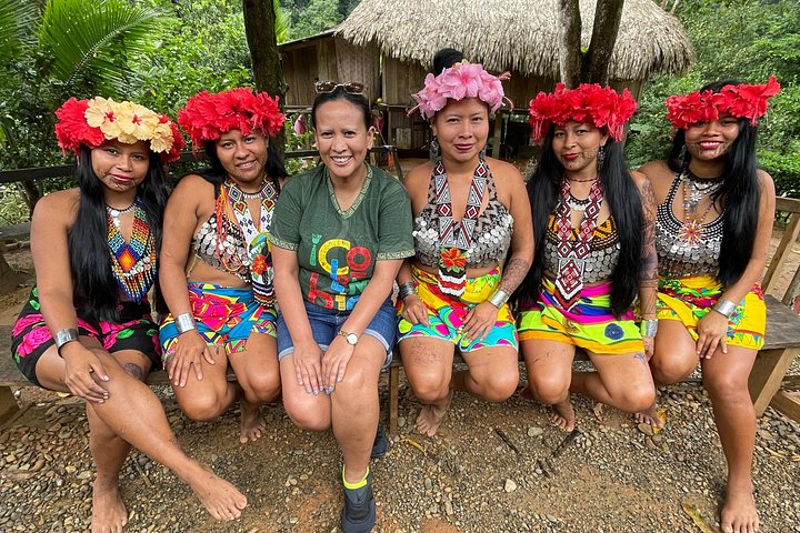 Opplev Embera-kultur, regnskoger og fossefall på en guidet tur fra Panama City, foto 32 | wizardtrip