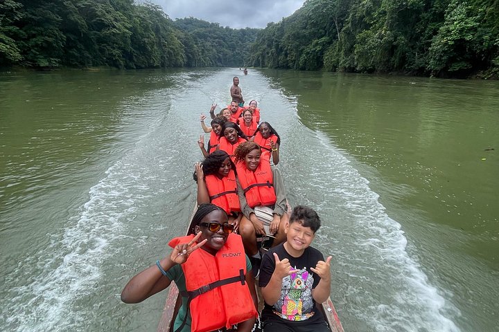 Opplev Embera-kultur, regnskoger og fossefall på en guidet tur fra Panama City, foto 39 | wizardtrip