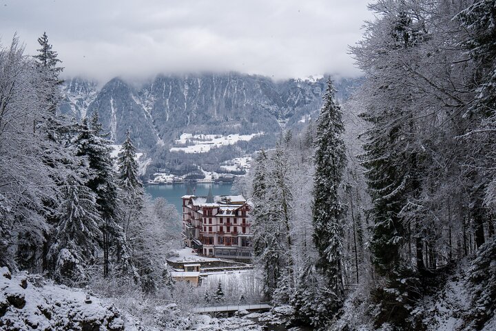 Naturskøn tur i schweiziske alpelandsbyer, søer og vandfald fra Zürich, foto 7 | wizardtrip