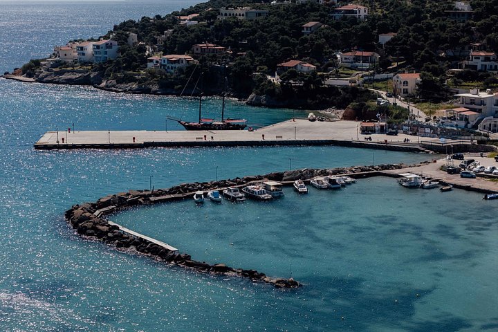 Cruzeiro de iate de luxo em Atenas visitando as ilhas de Agistri, Moni e Egina com natação e almoço, foto 27 | wizardtrip