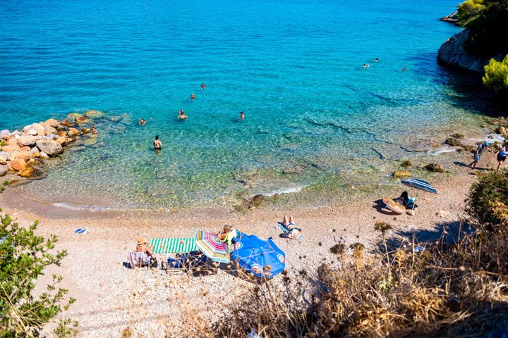 Cruzeiro de iate de luxo em Atenas visitando as ilhas de Agistri, Moni e Egina com natação e almoço, foto 31 | wizardtrip