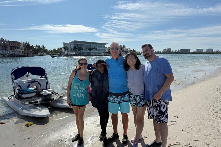 Experimente as vias navegáveis de Sarasota num emocionante passeio de catamarã CraigCat, explorando Lido Key e Bird Key, foto 27 | wizardtrip