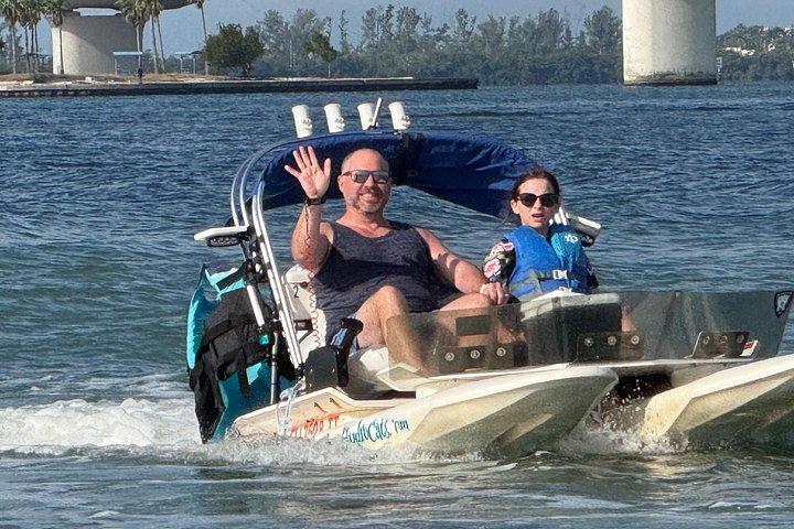 Experimente as vias navegáveis de Sarasota num emocionante passeio de catamarã CraigCat, explorando Lido Key e Bird Key, foto 33 | wizardtrip