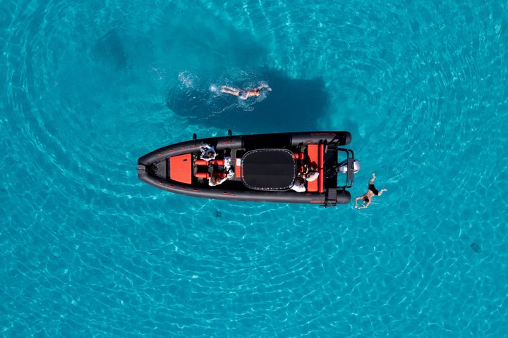 Passeio de barco de luxo a partir de Zadar explorando ilhas do Adriático com snorkeling e vinho, foto 6 | wizardtrip