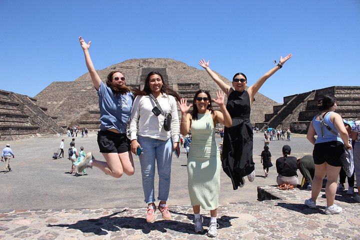 テオティワカンの古代ピラミッドを探索し、ユニークな洞窟での朝食を楽しみ、メキシコシティからのガイド付きツアーで文化ワークショップに参加しましょう、写真27 | wizardtrip