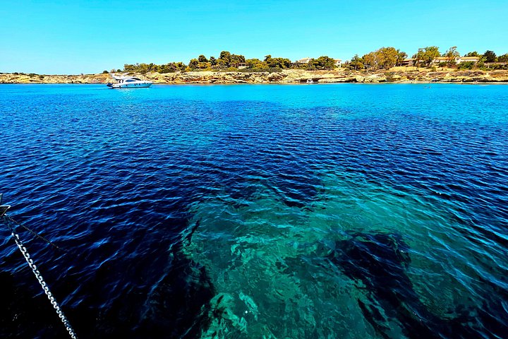 Katamarantur langs den athenske rivieraen, med bading, bespisning og naturskjønn utsikt, foto 30 | wizardtrip