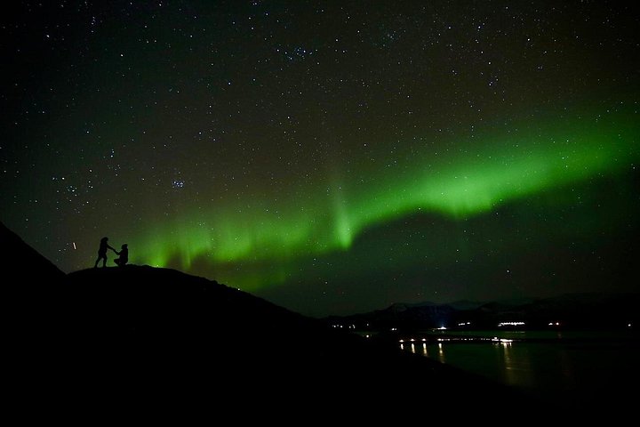 Nordlystur i lille gruppe i Reykjavik, Island, med varm chokolade og professionelle fotos, foto 26 | wizardtrip