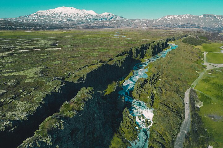 Tour di gruppo ristretto del Golden Circle islandese, inclusi Thingvellir, Geysir, Gullfoss e il cratere Kerið, foto 9 | wizardtrip