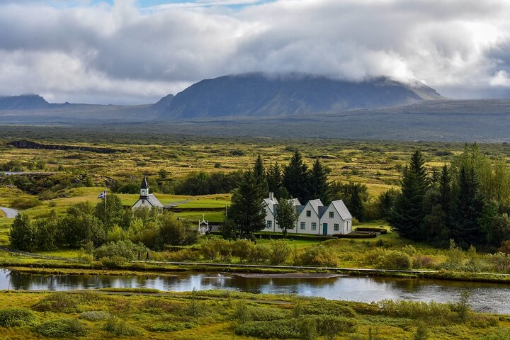 Tour di gruppo ristretto del Golden Circle islandese, inclusi Thingvellir, Geysir, Gullfoss e il cratere Kerið, foto 22 | wizardtrip