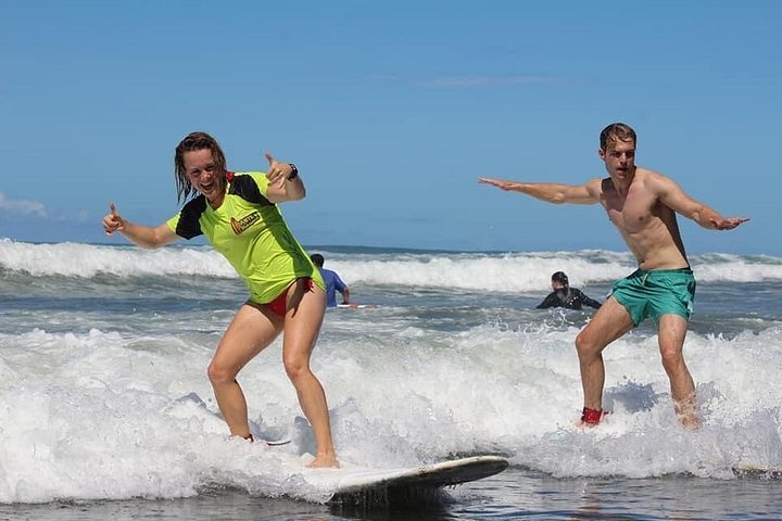 Learn to surf on Manuel Antonio Beach, Costa Rica with expert instructors and all equipment provided, photo 10 | wizardtrip