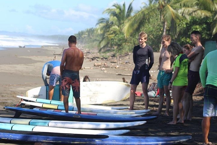 Learn to surf on Manuel Antonio Beach, Costa Rica with expert instructors and all equipment provided, photo 12 | wizardtrip
