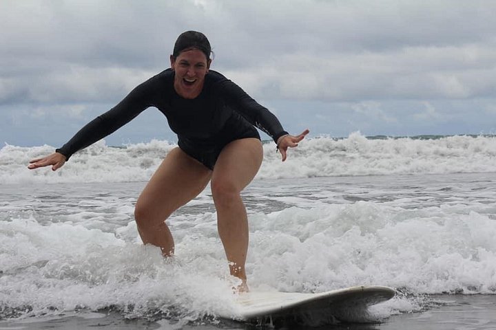 Learn to surf on Manuel Antonio Beach, Costa Rica with expert instructors and all equipment provided, photo 13 | wizardtrip