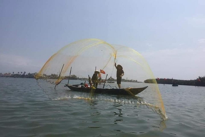 Recorriendo la exuberante campiña de Hoi An en bicicleta, experimentando barcos cesta y disfrutando de una clase de cocina, foto 10 | wizardtrip