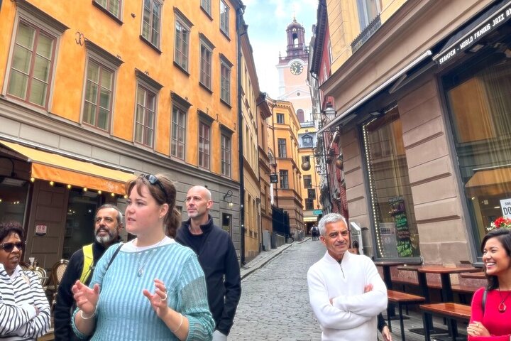 Guidet gåtur i Stockholms historiske Gamla Stan, der udforsker middelalderlige gader og vartegn, foto 7 | wizardtrip