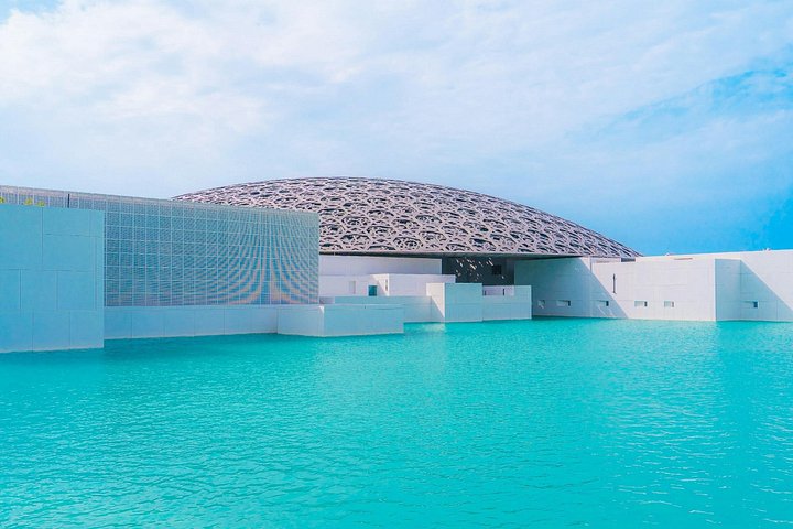 Excursion privée explorant les monuments d'Abou Dabi comme la Grande Mosquée Sheikh Zayed et l'Emirates Palace depuis Dubaï, photo 10 | wizardtrip